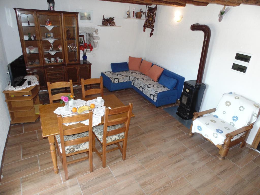 Holiday Home Paklenica Starigrad Paklenica Buitenkant foto