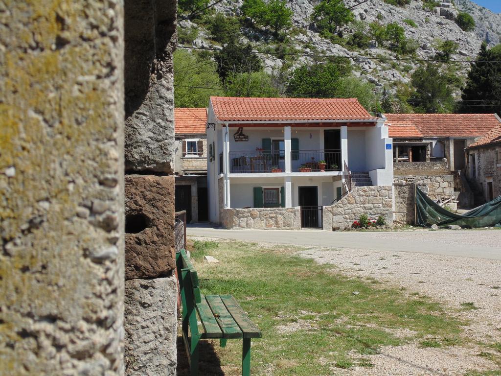 Holiday Home Paklenica Starigrad Paklenica Buitenkant foto