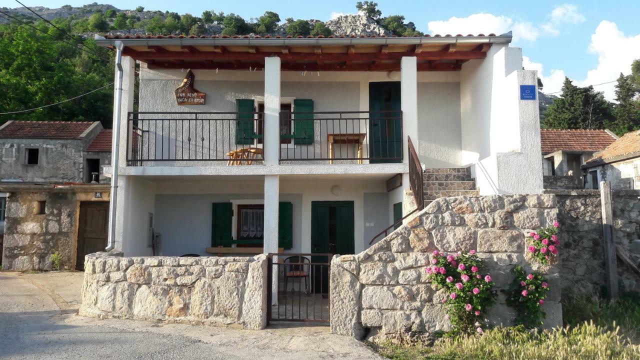 Holiday Home Paklenica Starigrad Paklenica Buitenkant foto