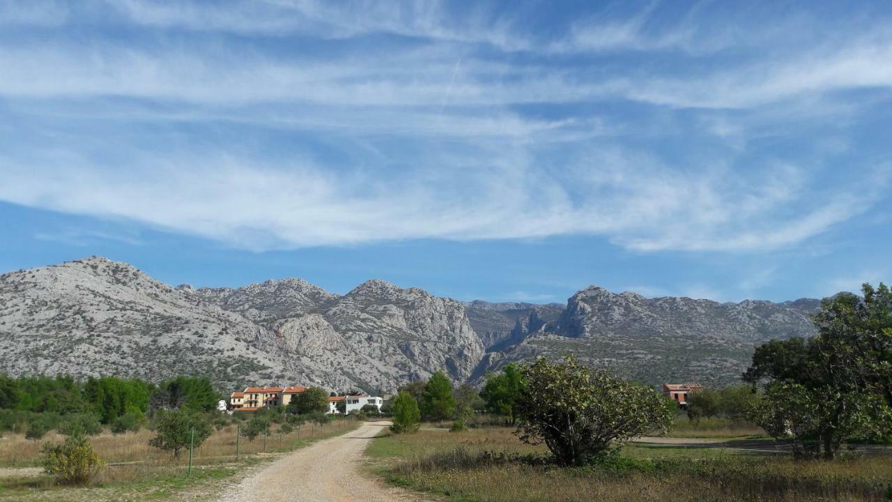 Holiday Home Paklenica Starigrad Paklenica Buitenkant foto